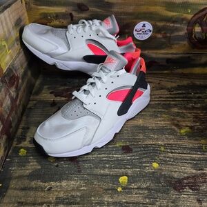 Nike Air Huarache Running Shoes; White/Metallic Silver; DX4259-100; Men's 11;New